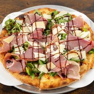 Prosciutto & Arugula Pizza